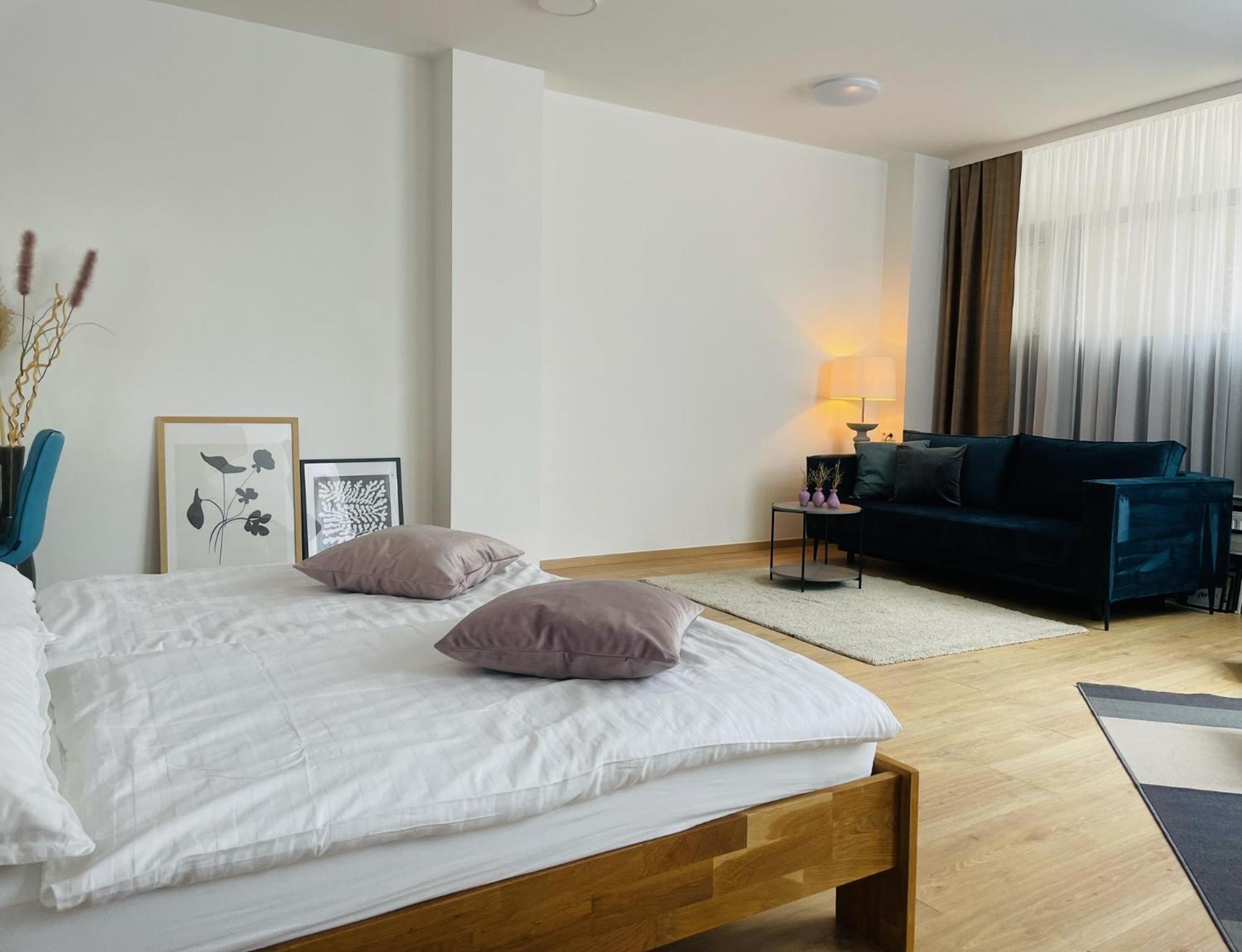 Salon Des Fleurs Linz-Landstrasse 아파트 외부 사진
